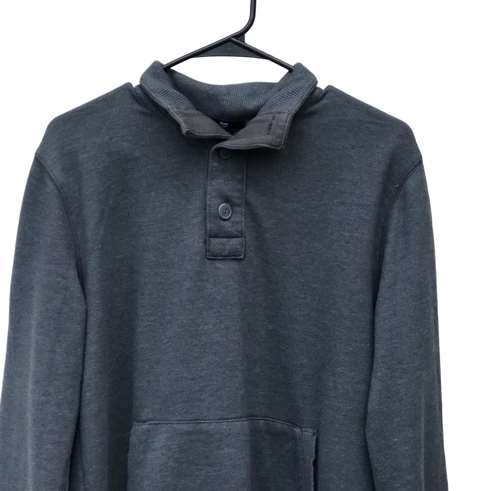 Gap Gray Pullover Size Medium - image 3